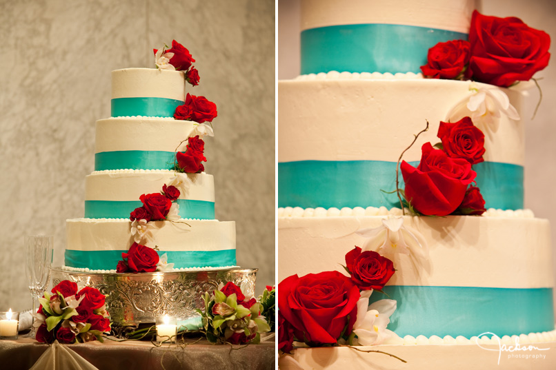 Sunday Sweets An Elegant Red White and Blue Wedding Cake