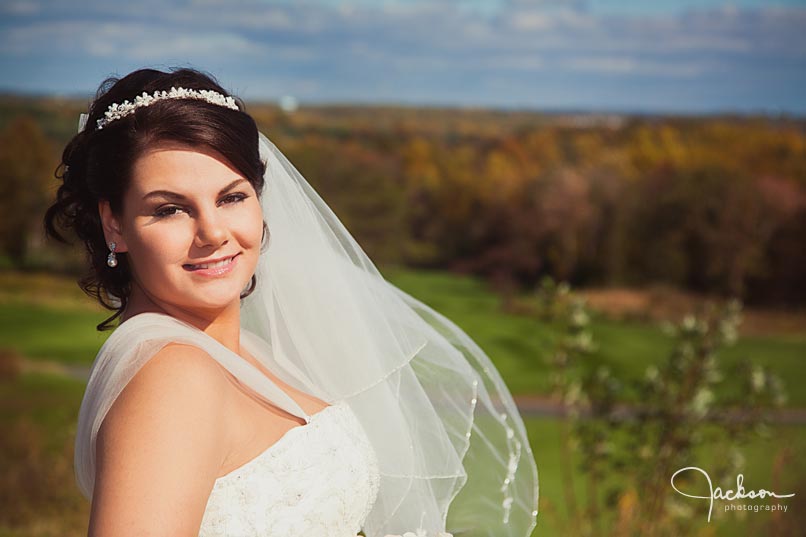 STUDIO wedding couple posing