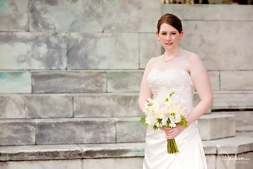 bride posing in mount vernon square baltimore