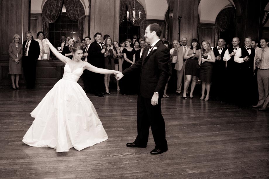 bride and groom first dance