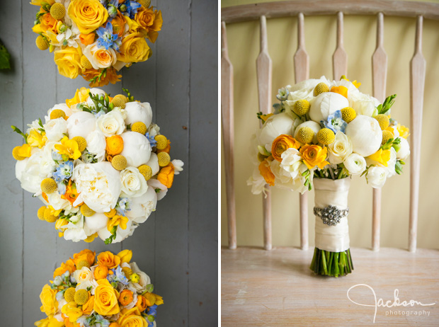 yellow and white bouquet 