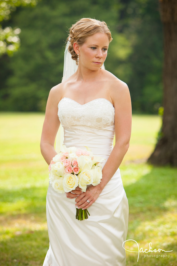 bride in the garden of evergreen