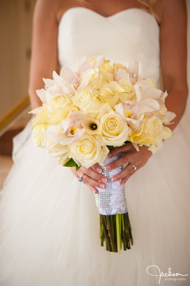 cream and yellow flower bouquet