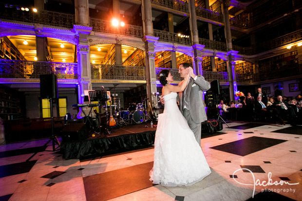 bride and groom first dance